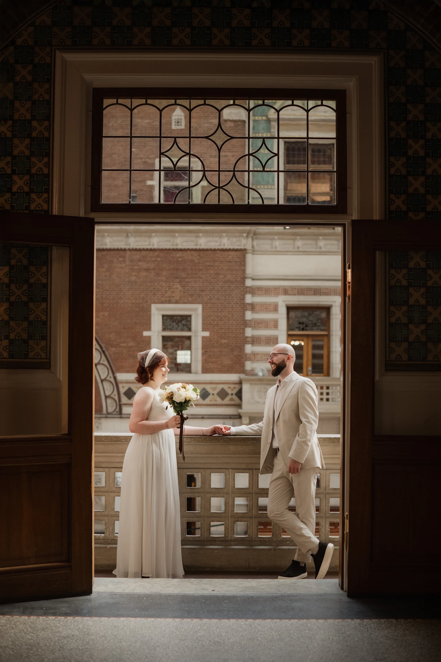 A newly married couple at Copenhagen City Hall